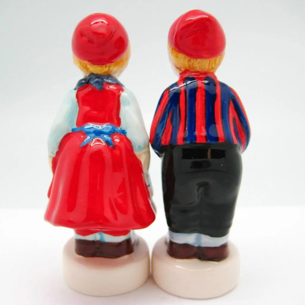 Collectible Magnetic Salt and Pepper Shakers Danish