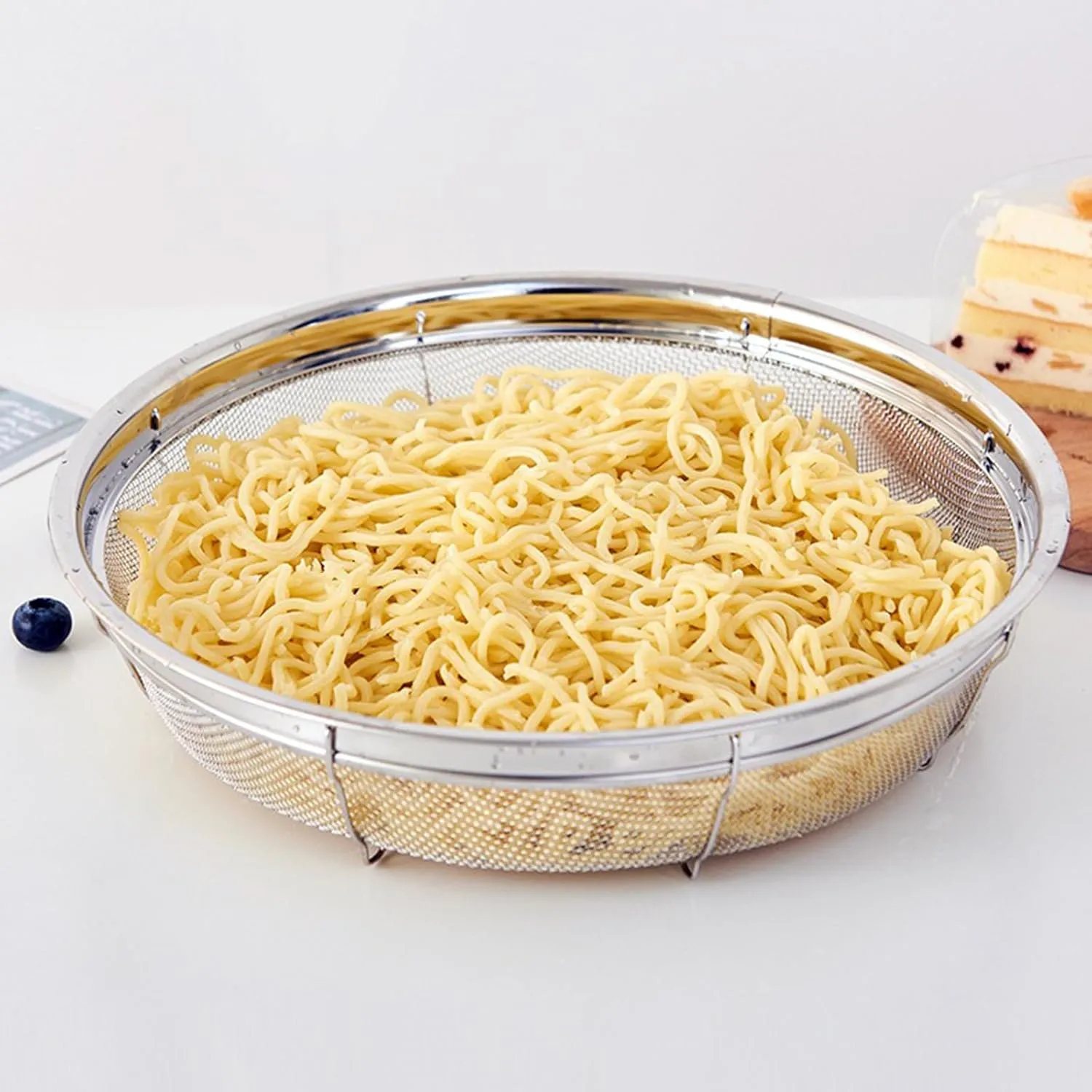 Fine Mesh Strainer for Kitchen, Stainless Steel Colander Bowl for Pasta, Rice, Fruit, Metal Net Baskets with Resting Base - Strain, Drain, Rinse Diameter 9.84 inch