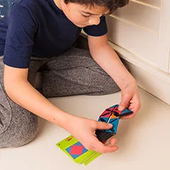 Ivan's Hinge - Fat Brain Toys